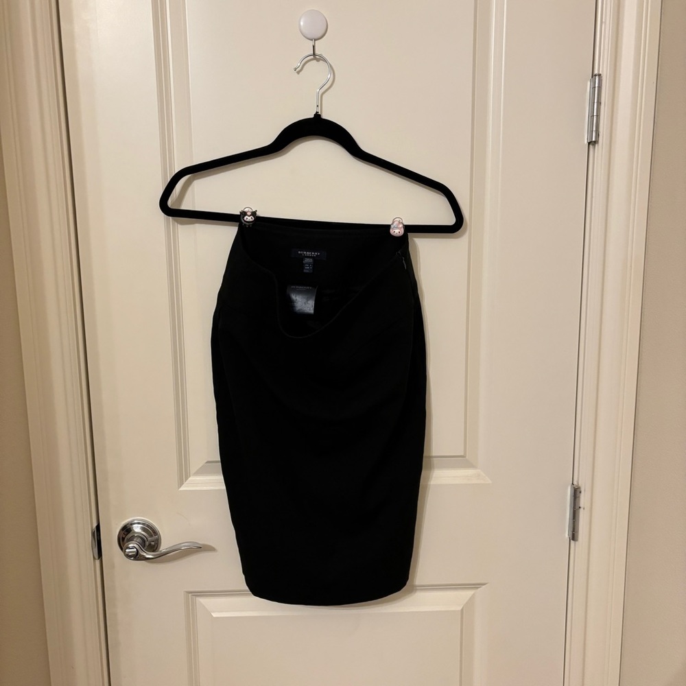 Burberry skirt